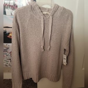 NWT Hooded sweater